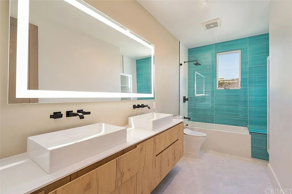 Bath 453